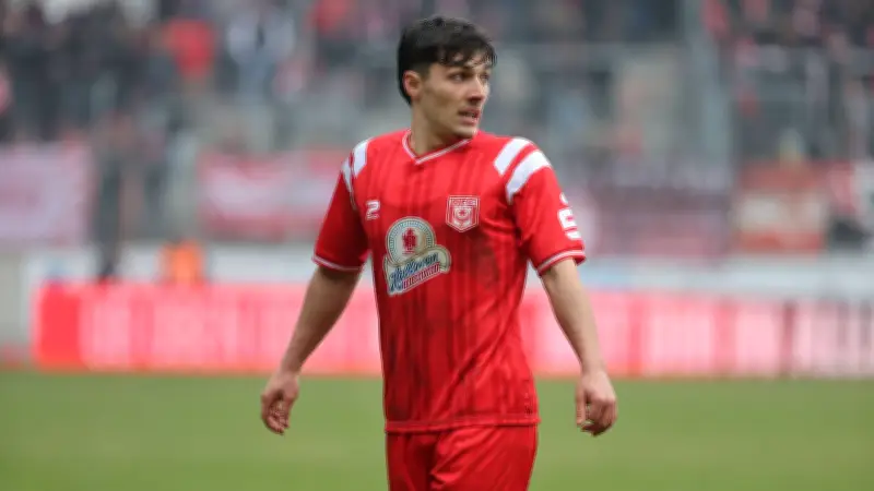 Joscha Wosz beim HFC: Startelf-Chance als letzte Hoffnung für Vertragsverlängerung?