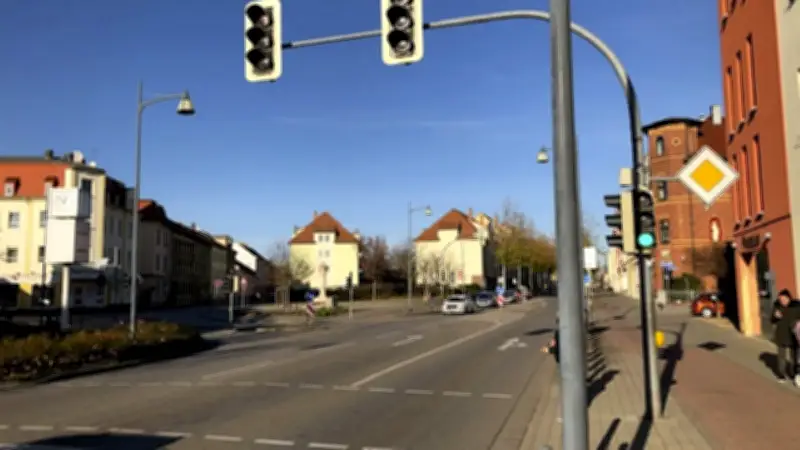 Jugendlicher in Weißenfels mit Flasche attackiert: Polizei ermittelt Raubstraftat