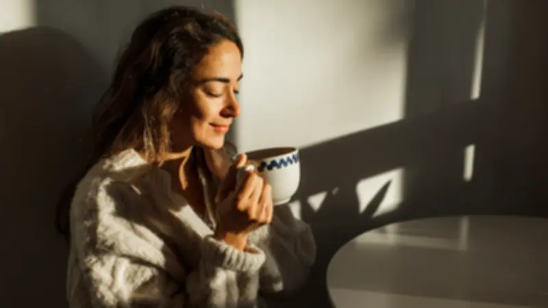 Kaffee und Tee als Schutzschild: Studie zeigt möglichen Demenz-Schutz durch Koffein