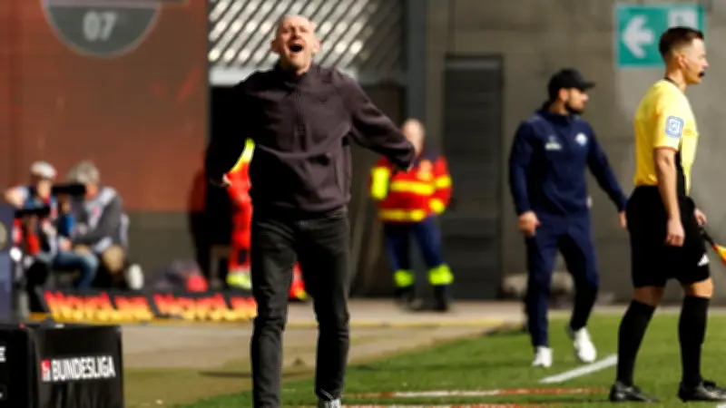 Kaiserslautern-Trainer Lieberknecht nach Paderborn-Niederlage unter Druck