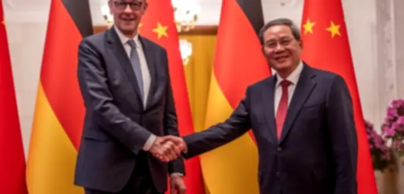 Kanzler Merz in China: Wirtschaftspotenzial betont, aber Verlässlichkeit gefordert