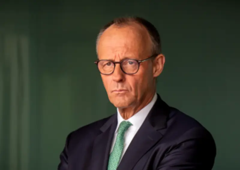 Kanzler Merz verurteilt Iran scharf: Eskalation im Nahen Osten nach US-Israel-Angriffen