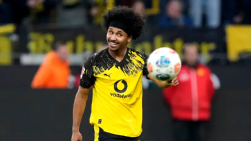 Karim Adeyemi überrascht mit Cameo in neuem Musikvideo von Haaland936 und Loredana