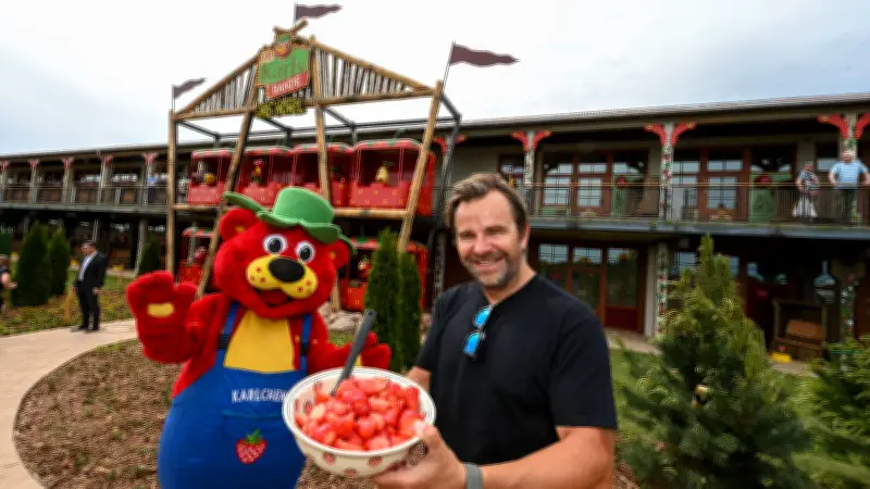 Karls Erlebnis-Dorf Döbeln: Sachsens erster Erdbeer-Freizeitpark an der A14