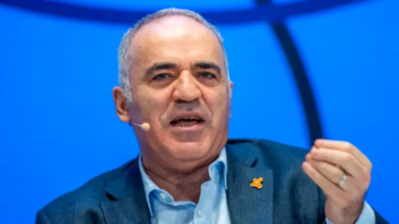 Kasparow warnt: Putins Regime braucht Krieg zum Überleben - Kein Ende in Sicht