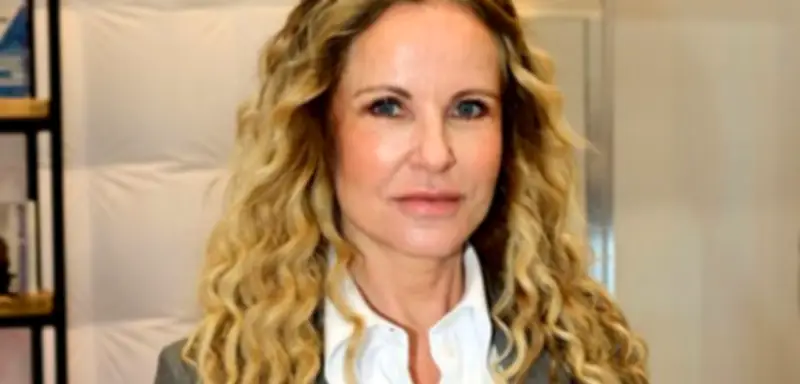 Katja Burkard korrigiert Falschaussage zu RTL-Kündigungen und Krankenwagen-Einsätzen