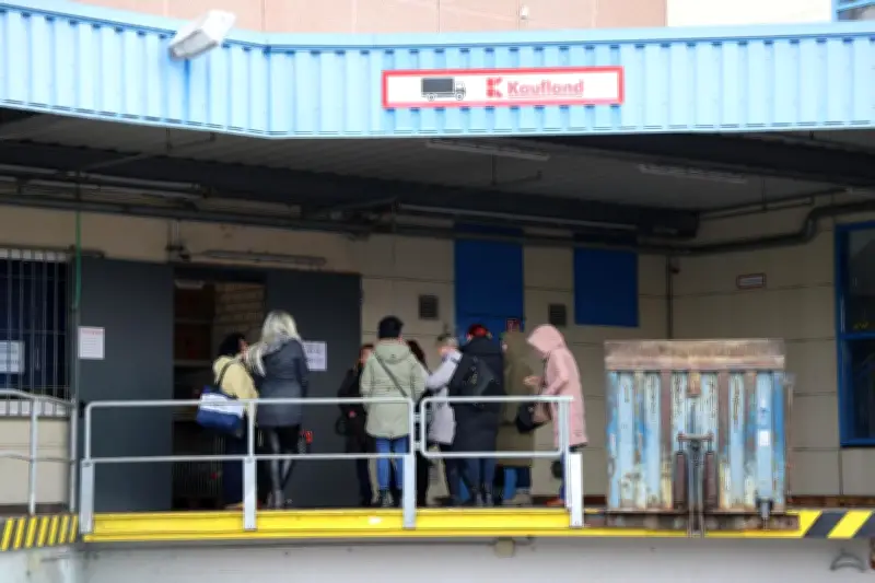 Kaufland im Südstadt Center Halle schließt endgültig - Schwerer Schlag für Mitarbeiter und Anwohner