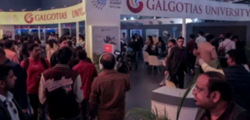 KI-Gipfel-Skandal: Indische Universität präsentiert chinesischen Roboterhund als Eigenentwicklung