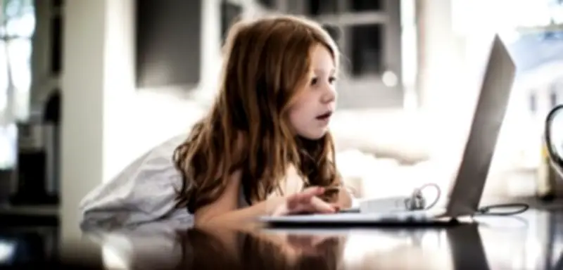 Kindersicherheit am PC: Sechs praktische Tipps für Eltern zum Schutz ihrer Kinder