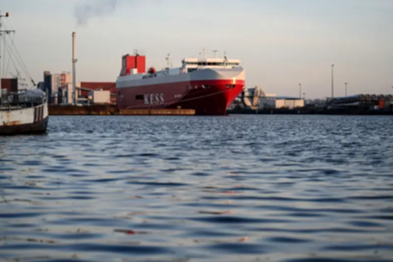 Kriegsrelikte im Emder Hafen: Weltkriegsmunition mit weißem Phosphor entdeckt