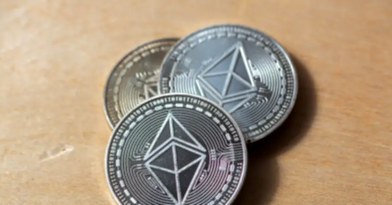 Krypto-Betrug in München: Rentner verliert fast 100.000 Euro durch Talkshow-Masche