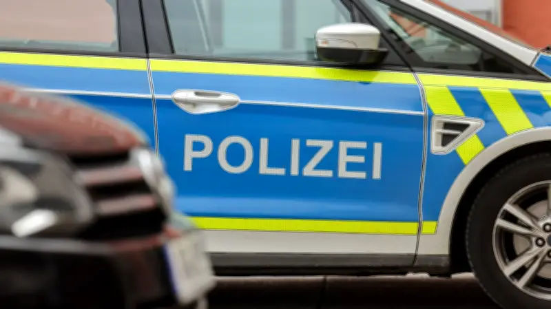 Köthen: Polizei warnt vor falschen Spendensammlern - Betrugsverdacht nach vernichteter Liste