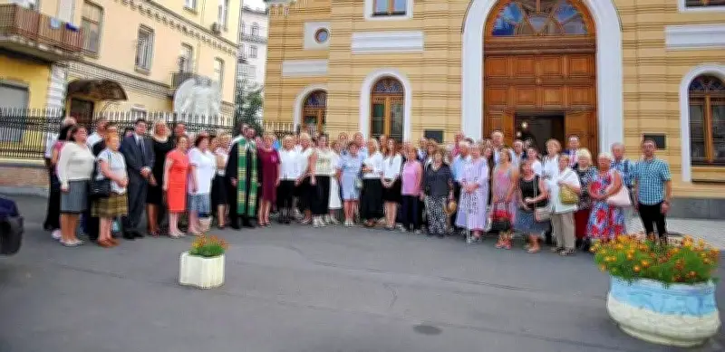 Landeskirche Anhalt startet Partnerschaft mit Kiewer Gemeinde: Hilfe bei Heizkosten