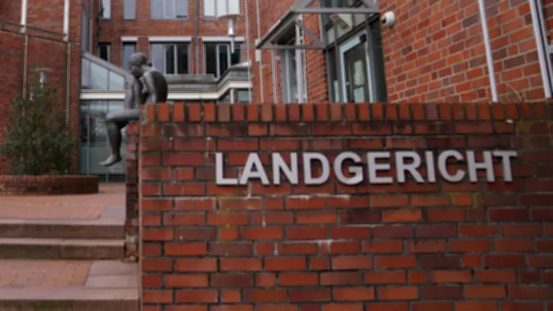 Landgericht Itzehoe zieht in ehemalige Wohnmobil-Halle: Ungewöhnliche Lösung bei Platznot