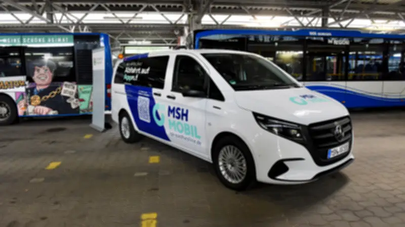 Landkreis Anhalt-Bitterfeld startet Mobilitätsprogramm mit Elektro-Kleinbussen bis 2027