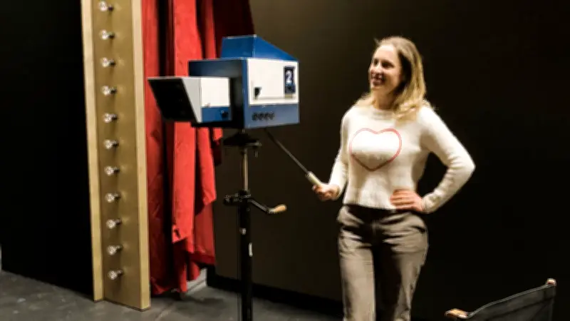 Laura Scherwitzl präsentiert ihre Marika-Rökk-Revue: Ein Herzensprojekt zwischen Glanz und Schatten