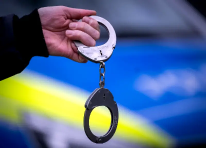 Leichenteile in Mülltonnen entdeckt – 39-Jährige an polnischer Grenze festgenommen