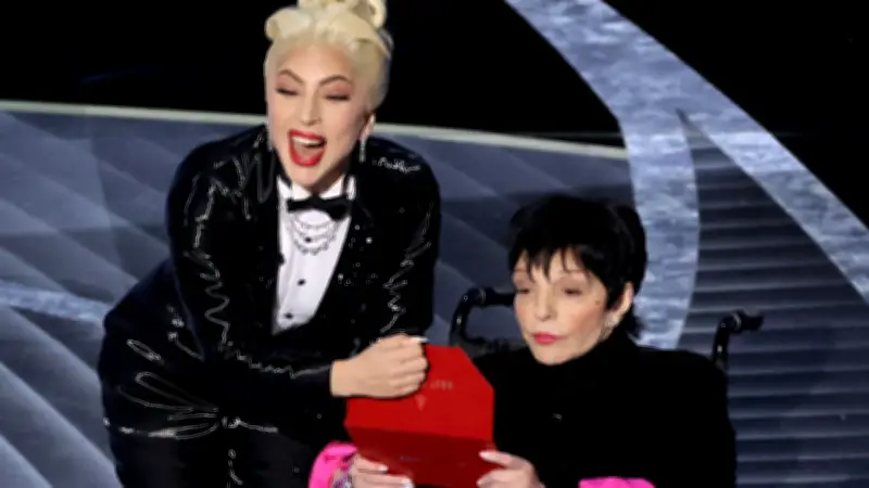 Liza Minnelli enthüllt in Memoiren: Lady Gaga und Oscars demütigten sie