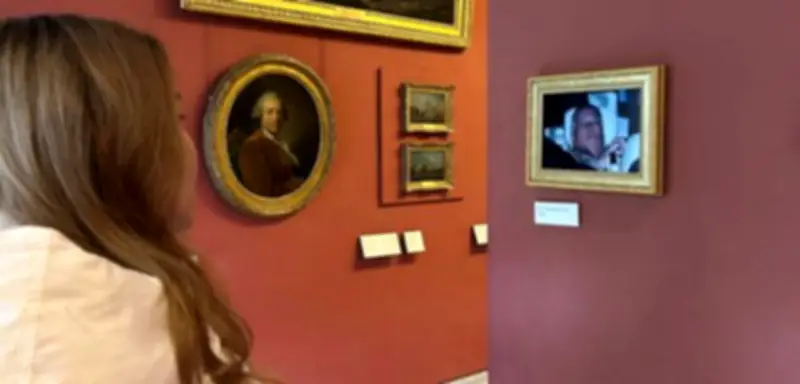 Louvre-Aktivisten kleben Ex-Prinz Andrew an: »Lachen über Milliardäre entmachtet sie«