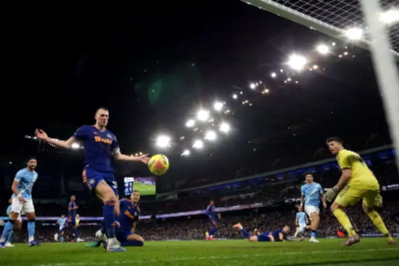 Manchester City schließt auf Arsenal auf - Sieg gegen Newcastle mit Woltemade