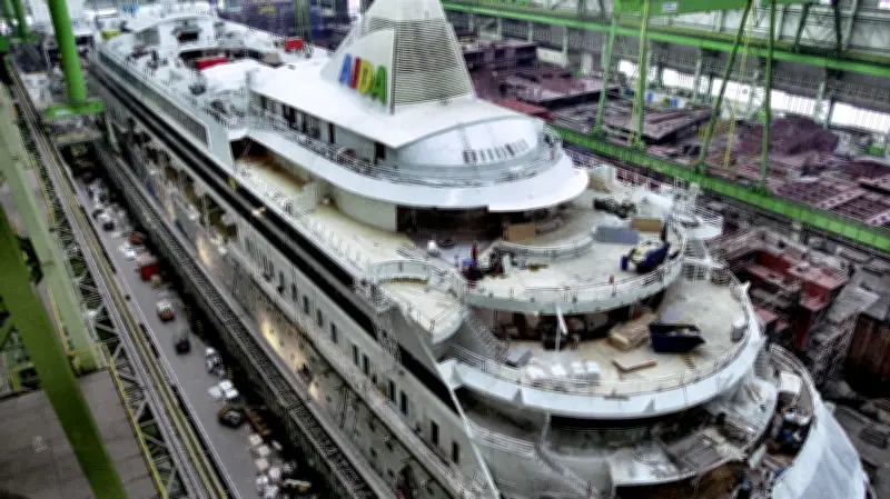 Maritime Legenden: Zwei Aida-Kreuzfahrtschiffe entstanden in Wismar und wurden von Prominenten getauft