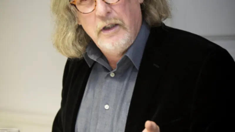 Martenstein im Theater-Prozess: Warum ein AfD-Verbot das Ende der Demokratie bedeuten könnte