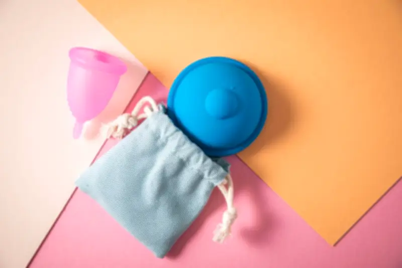 Menstruationstasse vs. Tampon: Welche Alternative ist wirklich nachhaltiger?