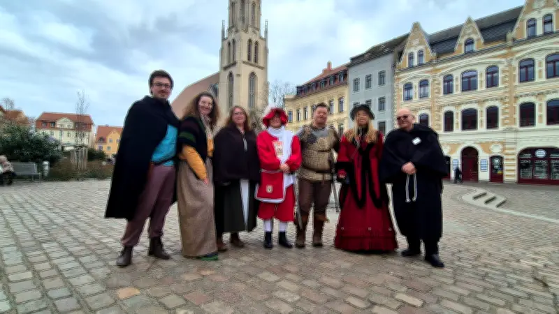 Merseburgs Gästeführer entführen Besucher in historische Welten der Gotthardstraße