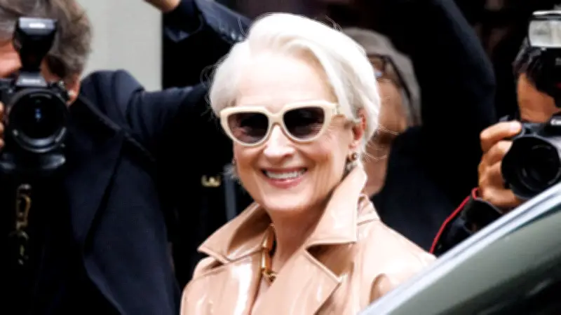 Meryl Streeps Schwimmroutine: Wie tägliches Bahnenziehen die Gesundheit fördert