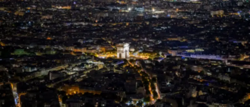 Messerangriff auf Gendarm am Pariser Triumphbogen: Anti-Terror-Staatsanwaltschaft ermittelt