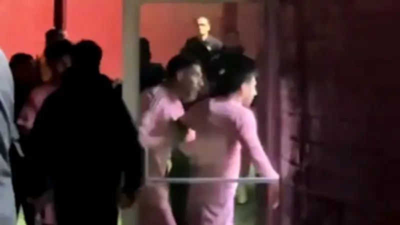 Messi-Explosion nach Miami-Debakel: Suarez muss Superstar von Schiri-Kabine abhalten