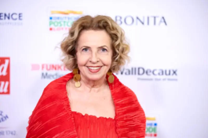 Michaela May: Mehr Bühnenangst als Todesfurcht - Schauspielerin spricht offen über Leben und Tod