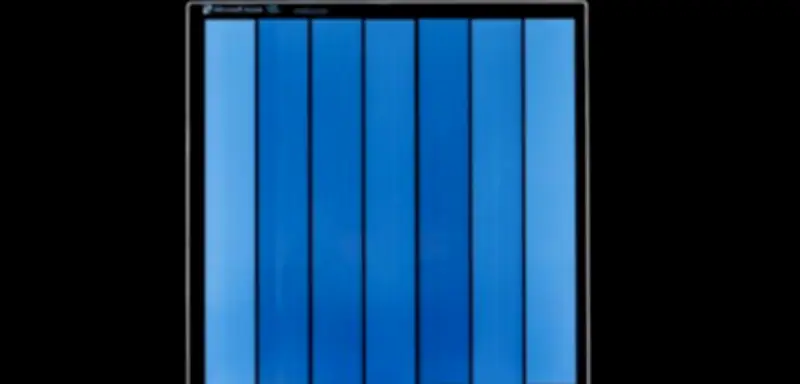 Microsofts Silica: Laser speichert Wissen für Jahrtausende auf Glas