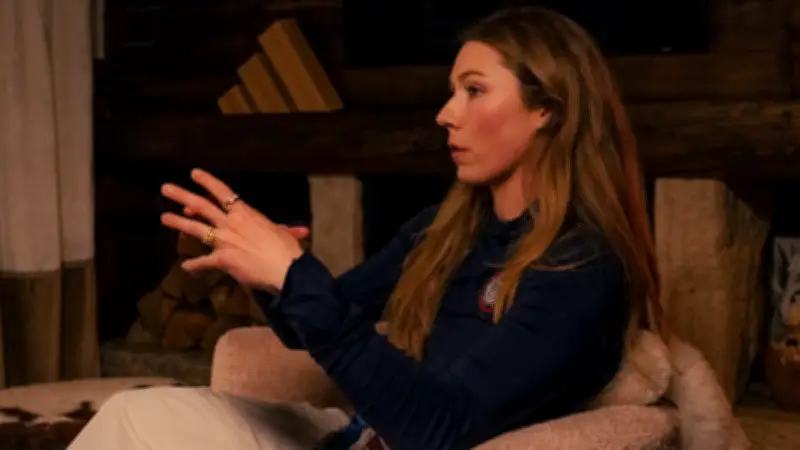 Mikaela Shiffrin nach Olympia-Gold: „Mein Vater hätte gesagt: Pack die Medaille weg!“