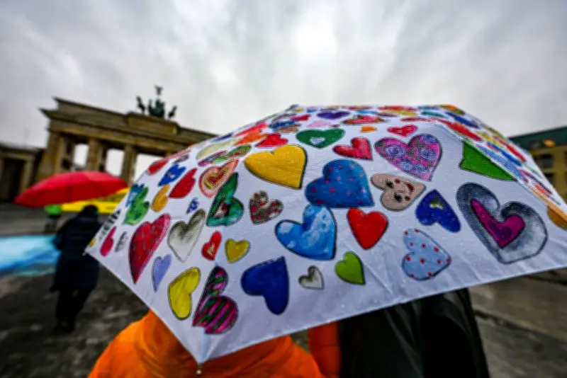 Mildes Wochenende in Berlin und Brandenburg: Regen und steigende Temperaturen