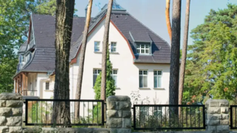 Millionen-Deal unter Verdacht: Razzia bei Clan-Familie Abou-Chaker in Kleinmachnow