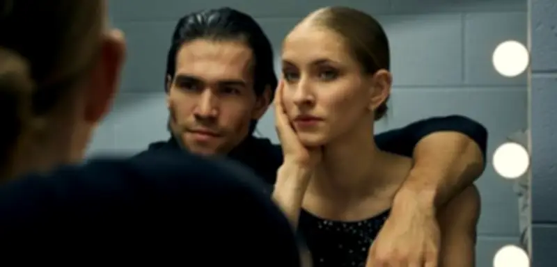 Minerva Hase und Nikita Volodin: Vom Aufhören zur Weltspitze im Eiskunstlauf