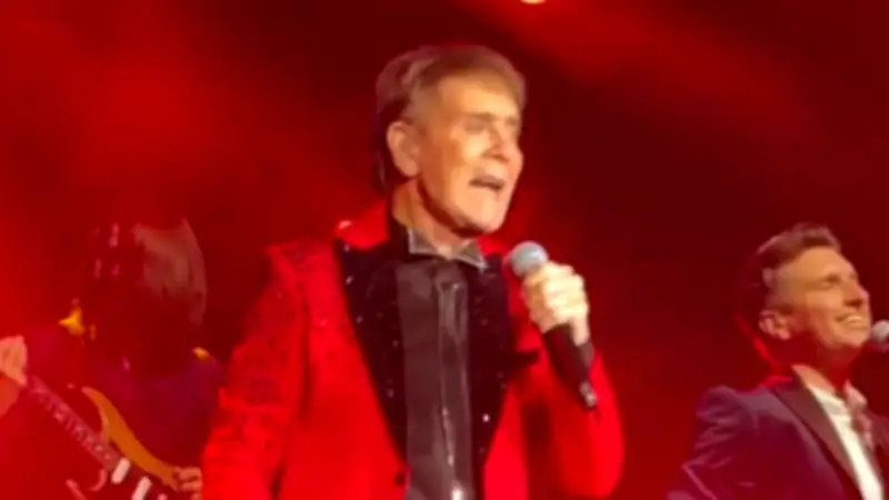 Mit 85 Jahren noch auf Tour: Cliff Richards ungebrochene Karriere