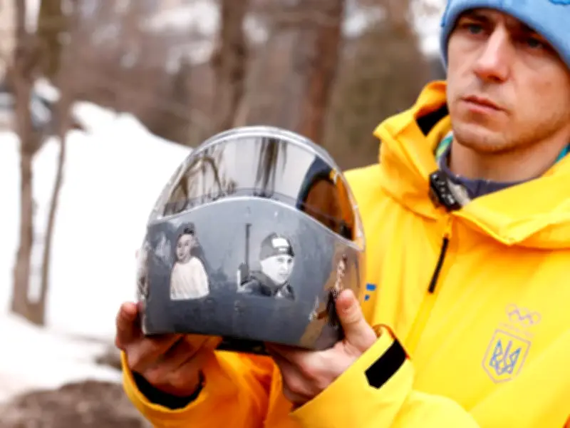 Mit Ukraine-Schal: Skeletonpilot Heraskewytsch wartet auf dringendes CAS-Urteil