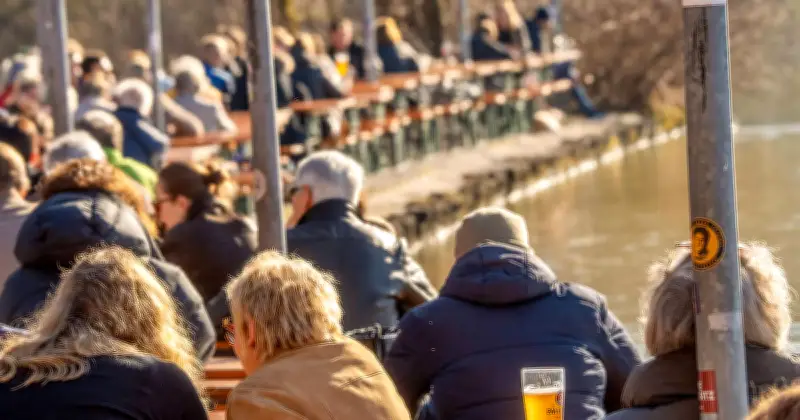 München begrüßt den Frühling: Biergartenwetter lockt ins Freie