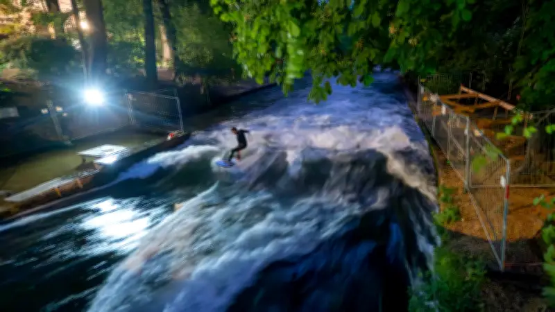 München verhängt totales Surf-Verbot an der Eisbachwelle nach tödlichem Unfall