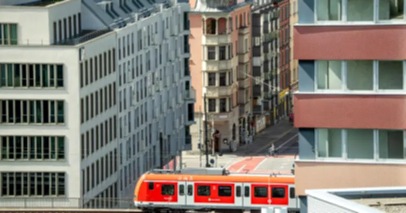 Münchens Pendler-Frust: Experte fordert ÖPNV-Offensive für bessere Mobilität