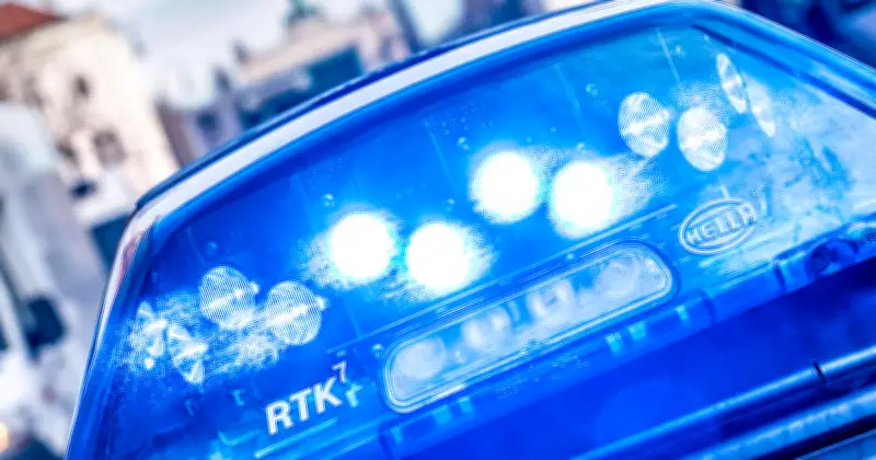 Münchner (25) überrascht Einbrechertrio an seiner Wohnungstür am helllichten Tag