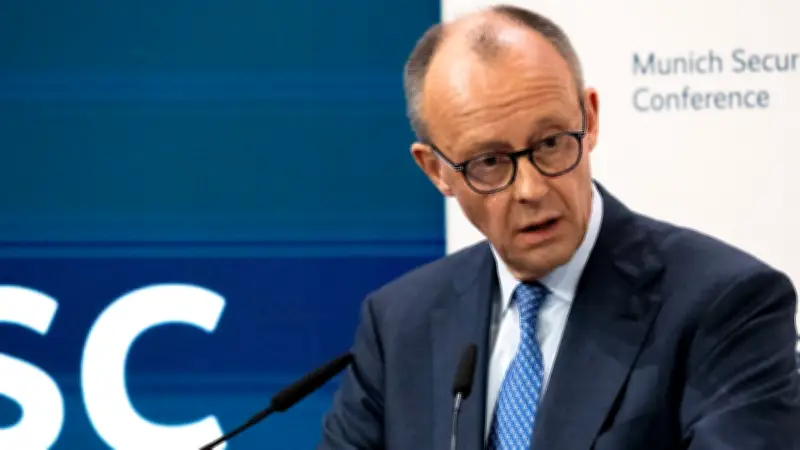 Münchner Kanzlerrede: Merz distanziert sich deutlich von Trump-Bewegung in den USA