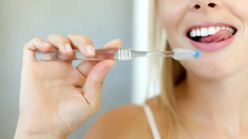 Morgendliche Zahnpflege: 5 Minuten schützen vor über 50 Krankheiten