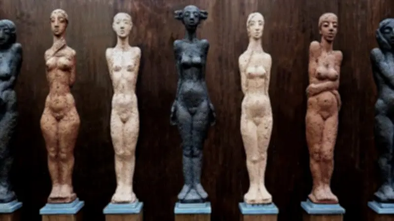 Multimediale Performance im Neustrelitzer Kulturquartier: Musik trifft auf Skulpturen