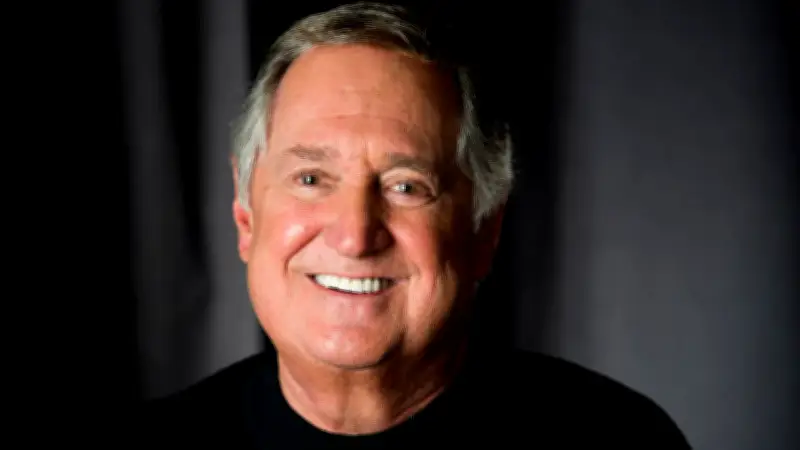 Musiklegende Neil Sedaka mit 86 Jahren verstorben: Familie spricht von plötzlichem Tod