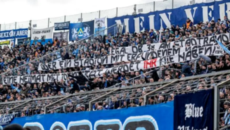 Nach Banner-Affäre: Löwen-Fans kontern Bayern-Anhänger - OB Reiter ersetzt Stoiber