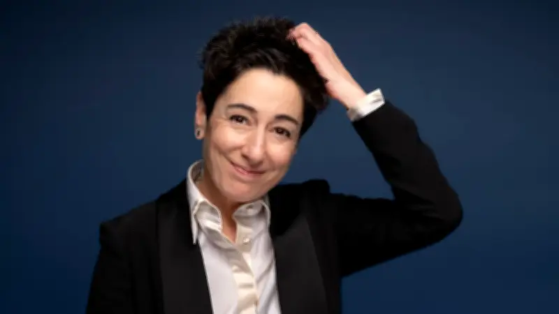 Nach KI-Fake-Videos im ZDF: Dunya Hayali moderiert nun KI-Expertenrunde in Hamburg