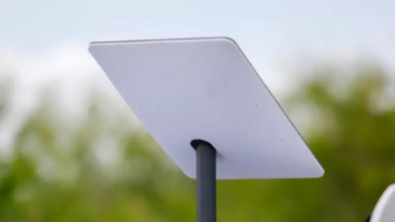 Nach Starlink-Ausfall: Russische Improvisations-Internetlösungen als Drohnenziel